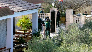  Prisi&oacute;n provisional y sin fianza para los okupas que asesinaron a dos alba&ntilde;iles en Elche