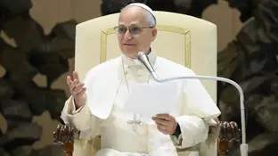Ucrania.- El Papa León XIV expresa su "gran tristeza" por la negativa de Rusia a una tregua navideña en Ucrania Vatican, VATICAN: Italy, Rome, Vatican December 22, 2025 Pope Leo XIV receives employees of the Roman Curia, the SCV Governorate, and the Vicariate of Rome in the Paul VI Hall for Christmas greetings in 2025.. Photograph by VATICAN MEDIA/ Catholic Press Photo RESTRICTED TO EDITORIAL USE - NO MARKETING - NO ADVERTISING CAMPAIGNS.Europa Press/Contacto/Mario Tomassetti22/12/2025 ONLY FOR USE IN SPAIN