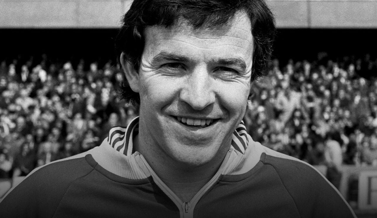 John Robertson, ex jugador del Nottingham Forest y leyenda del club