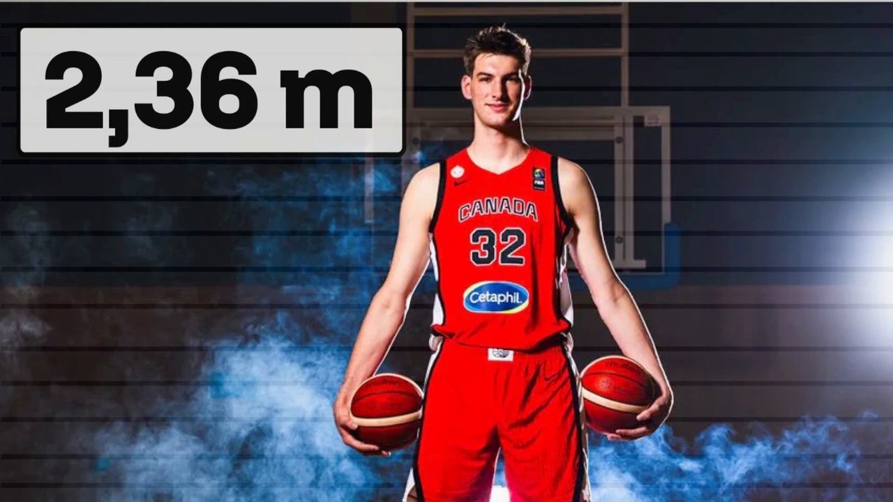 Olivier Rioux, el gigante de 2,36 metros anota su primera canasta en el ...