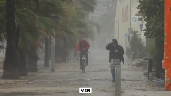 Última hora del temporal, en directo: 25 vías afectadas por la nieve Última hora del temporal, en directo: 25 vías afectadas por la nieve