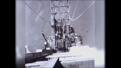 Comienza la construccion del puente Golden Gate de San Francisco Comienza la construccion del puente Golden Gate de San Francisco