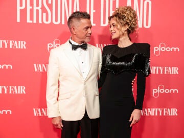 La ruptura de Alejandro Sanz y Candela M&aacute;rquez: indirectas en redes sociales y rumores de terceras personas