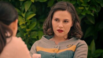 Claudia, sin palabras: &iexcl;Maripaz se hizo pasar por ella en la entrega de premios de la casa cuna!