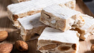 Turr&oacute;n de almendras