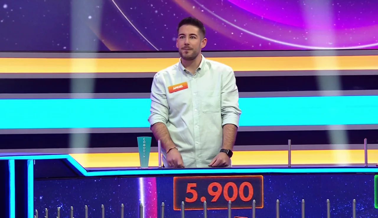 Ángel arrasa en La ruleta de la suerte noche con un panel perfecto y más de 28.000 euros acumulados