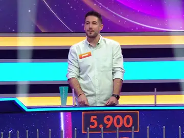 Ángel arrasa en La ruleta de la suerte noche con un panel perfecto y más de 28.000 euros acumulados Ángel arrasa en La ruleta de la suerte noche con un panel perfecto y más de 28.000 euros acumulados