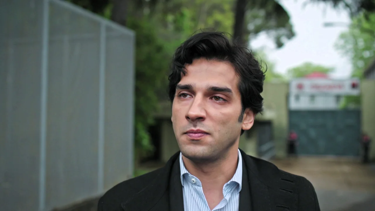 Ferit vuelve a estar en peligro: Tarik Ihsanli sale de prisión y une fuerzas con el padre de Akin