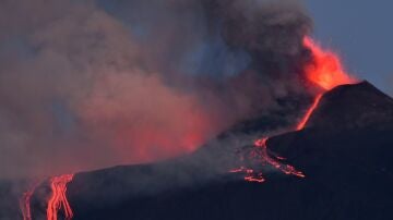 Volc&aacute;n Etna