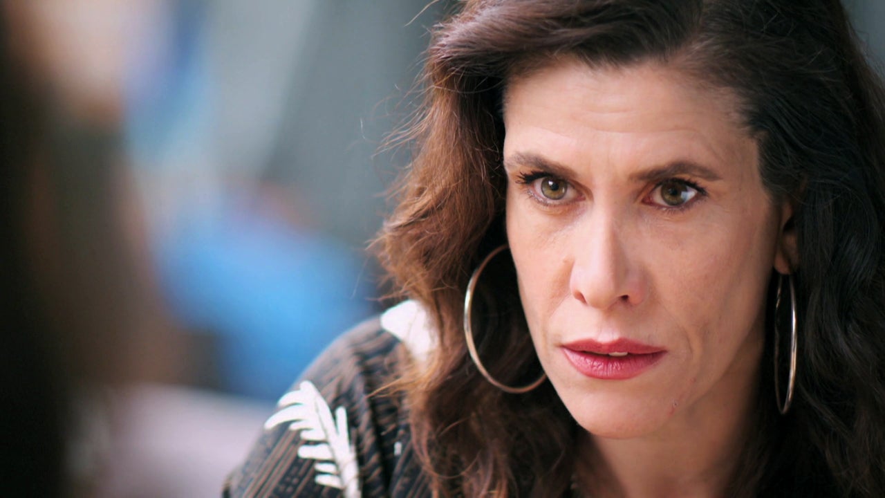 usa una falsa visión para empujar a Suna a matar a Halis Korhan usa una falsa visión para empujar a Suna a matar a Halis Korhan