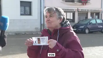 El gordo de la polémica que ha dividido a los vecinos de Villamanín: "No sé si lo cobraremos o no" El gordo de la polémica que ha dividido a los vecinos de Villamanín: "No sé si lo cobraremos o no"