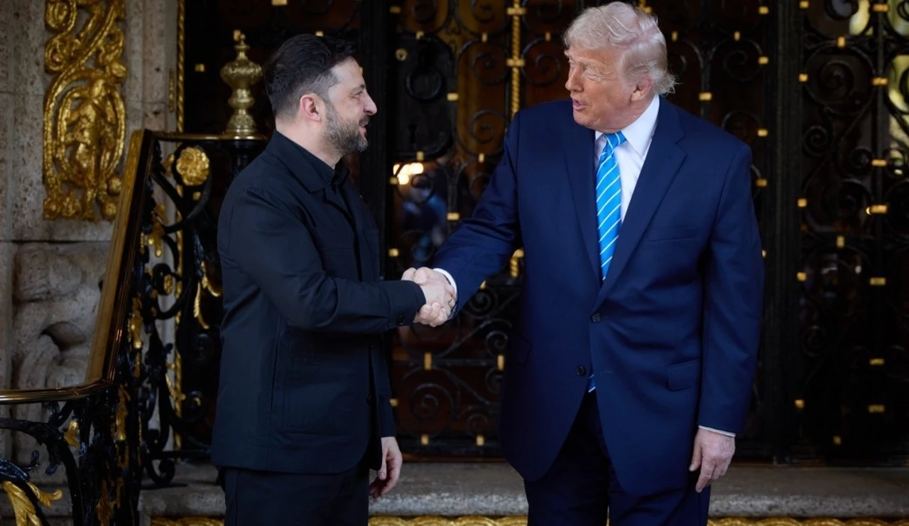 Donald Trump junto a Volodímir Zelenski