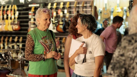 Elena Irureta y Ana Vázquez en el rodaje de Abuela tremenda