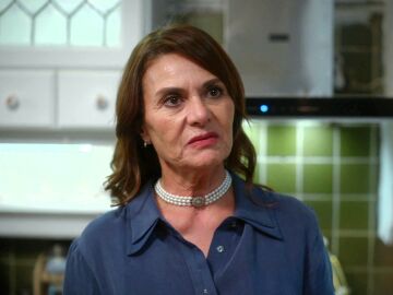 Nevra confiesa a Seren que la delat&oacute; y la amenaza: &ldquo;La casa es de Uras y t&uacute; no eres nadie aqu&iacute;&rdquo;