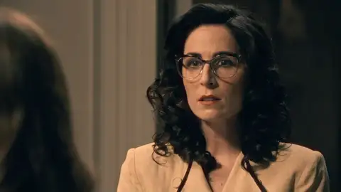 Avance del próximo capítulo de Sueños de libertad: Isabel se presentará en casa de la Reina Avance del próximo capítulo de Sueños de libertad: Isabel se presentará en casa de la Reina