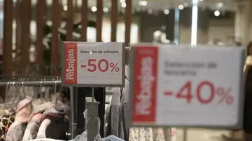Imagen de archivo de las rebajas. Imagen de archivo de las rebajas.