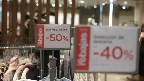 Imagen de archivo de las rebajas.