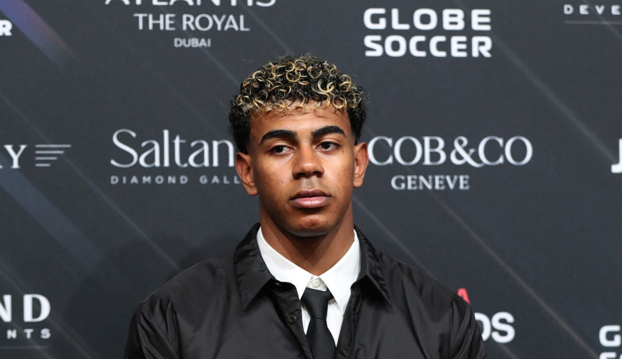 Lamine Yamal en la gala de los Premios Globe Soccer 2025