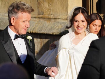 Gordon Ramsay y su hija Holly en su boda