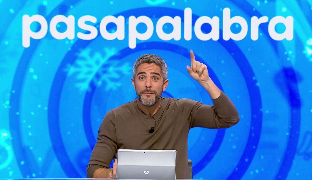 La divertida versi&oacute;n de Roberto Leal con &lsquo;La marimorena&rsquo;: &ldquo;No va a ser s&oacute;lo Manu el juglar&rdquo;