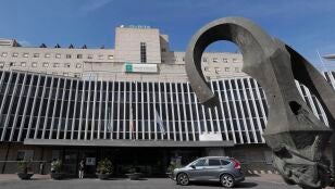 Imagen de archivo del exterior del Hospital Universitario Virgen de Valme de Sevilla.