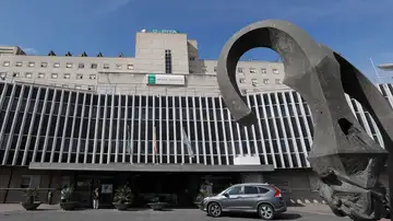 Imagen de archivo del exterior del Hospital Universitario Virgen de Valme de Sevilla. Imagen de archivo del exterior del Hospital Universitario Virgen de Valme de Sevilla.