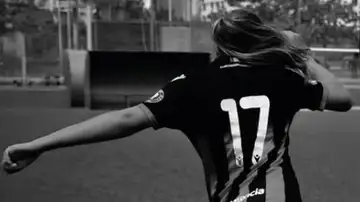 Imagen de Lía Martínez Imagen de Lía Martínez