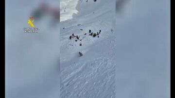 Las impactantes im&aacute;genes de la b&uacute;squeda de los muertos en Panticosa