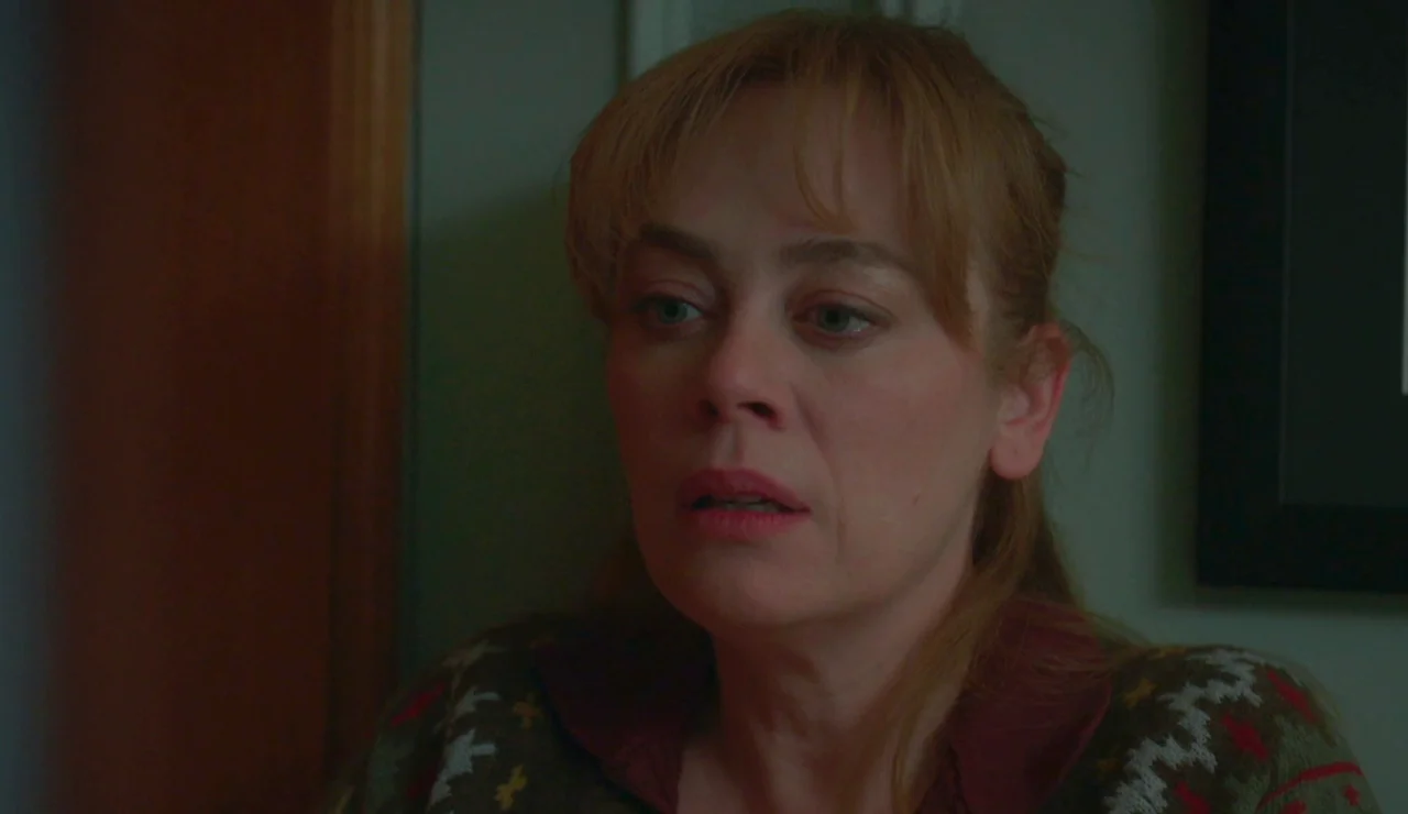 Esta noche, en Renacer: Uras jura venganza al ver a Umay y Parla cubiertas de sangre, pero Bahar presiente lo peor