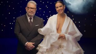 Chicote y Cristina Pedroche anunciando las Campanadas 2025