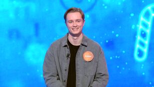 Manu pone &ldquo;el Pedroche&rdquo; con su &uacute;ltimo poema en 2025 para despedir a los invitados