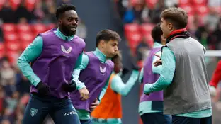 Iñaki Williams durante el entrenamiento en San Mamés Iñaki Williams durante el entrenamiento en San Mamés