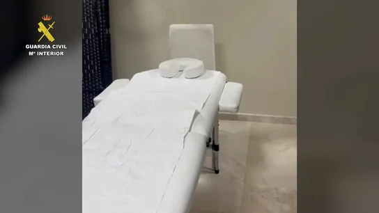 Una clínica estética ilegal en Los Barrios (Cádiz) ofrece tratamientos a bajo precio por redes sociales Una clínica estética ilegal en Los Barrios (Cádiz) ofrece tratamientos a bajo precio por redes sociales