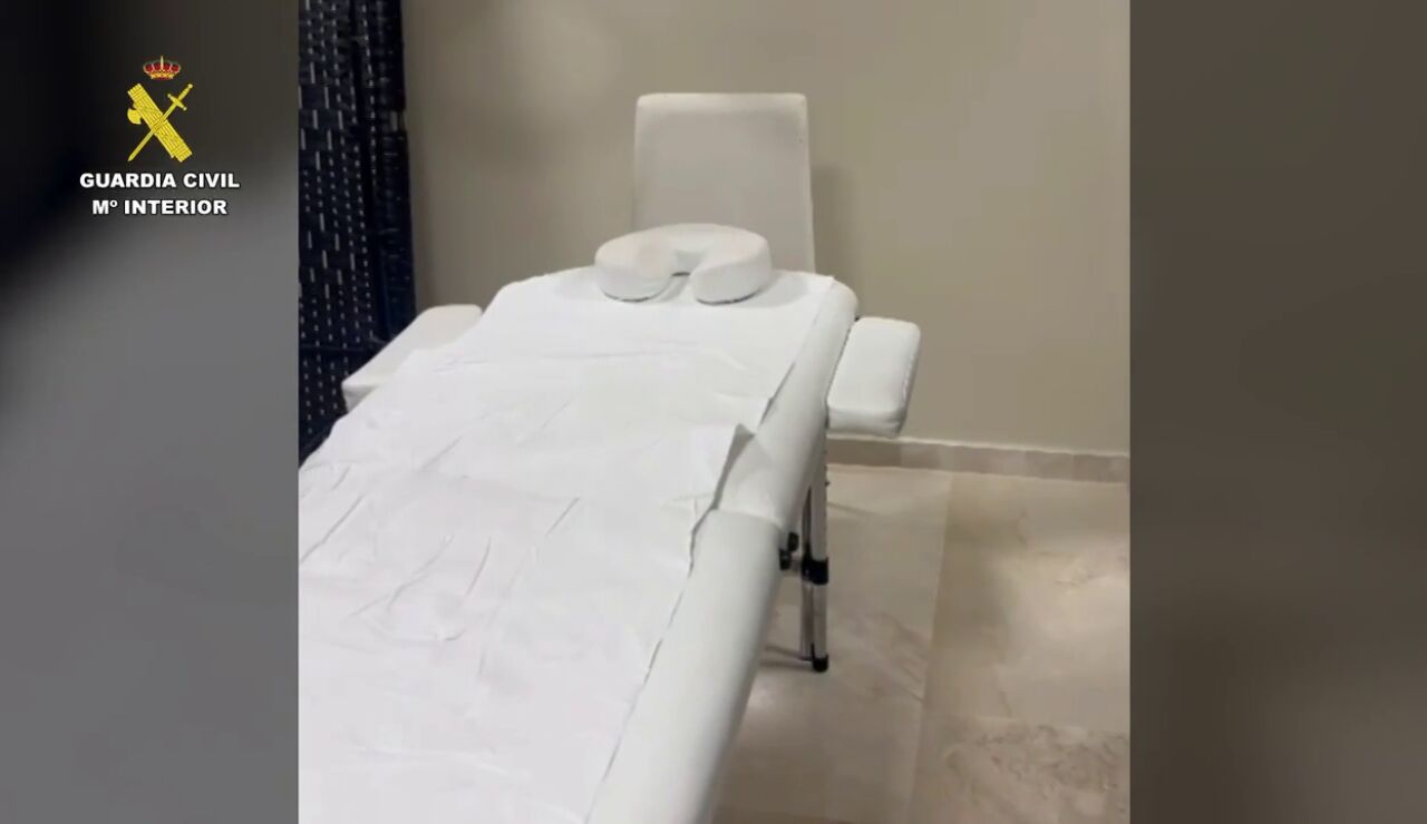 Una cl&iacute;nica est&eacute;tica ilegal en Los Barrios (C&aacute;diz) ofrece tratamientos a bajo precio por redes sociales