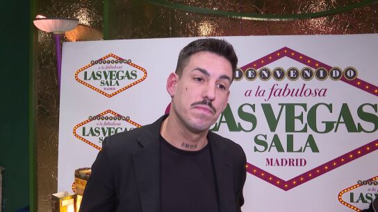 Luitingo haciendo declaraciones a la prensa