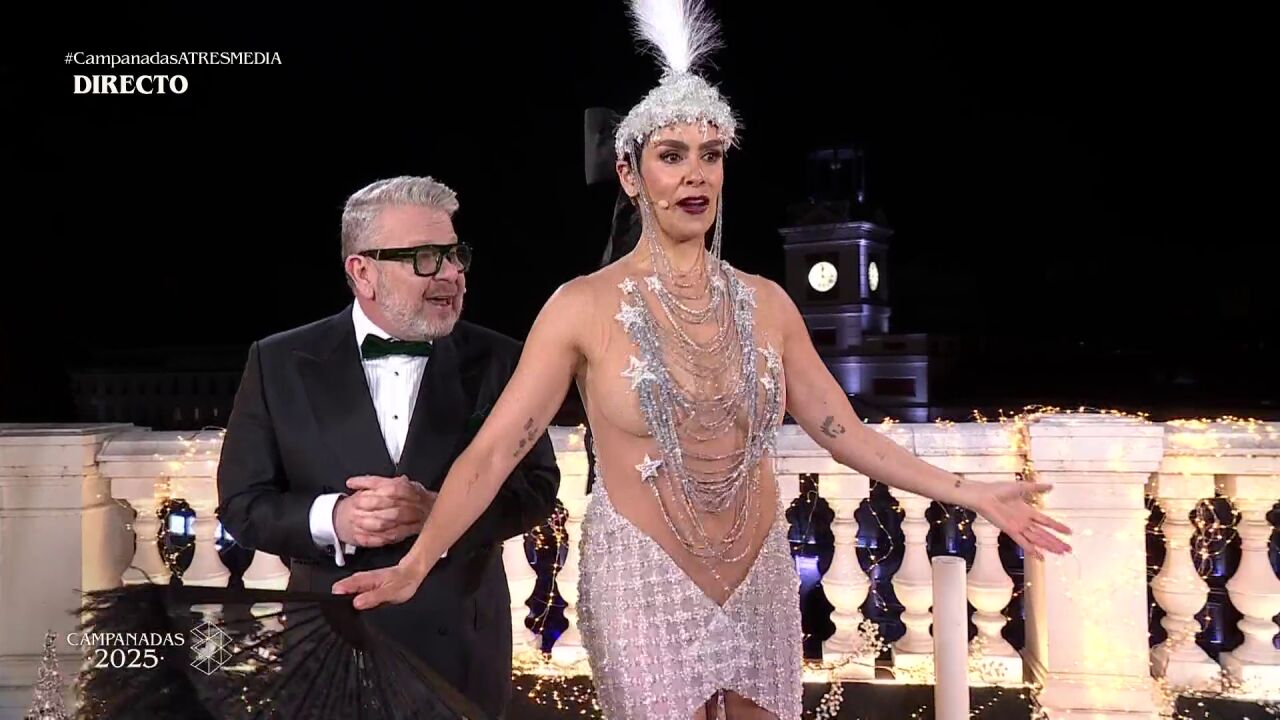 "Vengo a brillar": Cristina Pedroche sorprende con un espectacular vestido con guiños a todas sus Campanadas