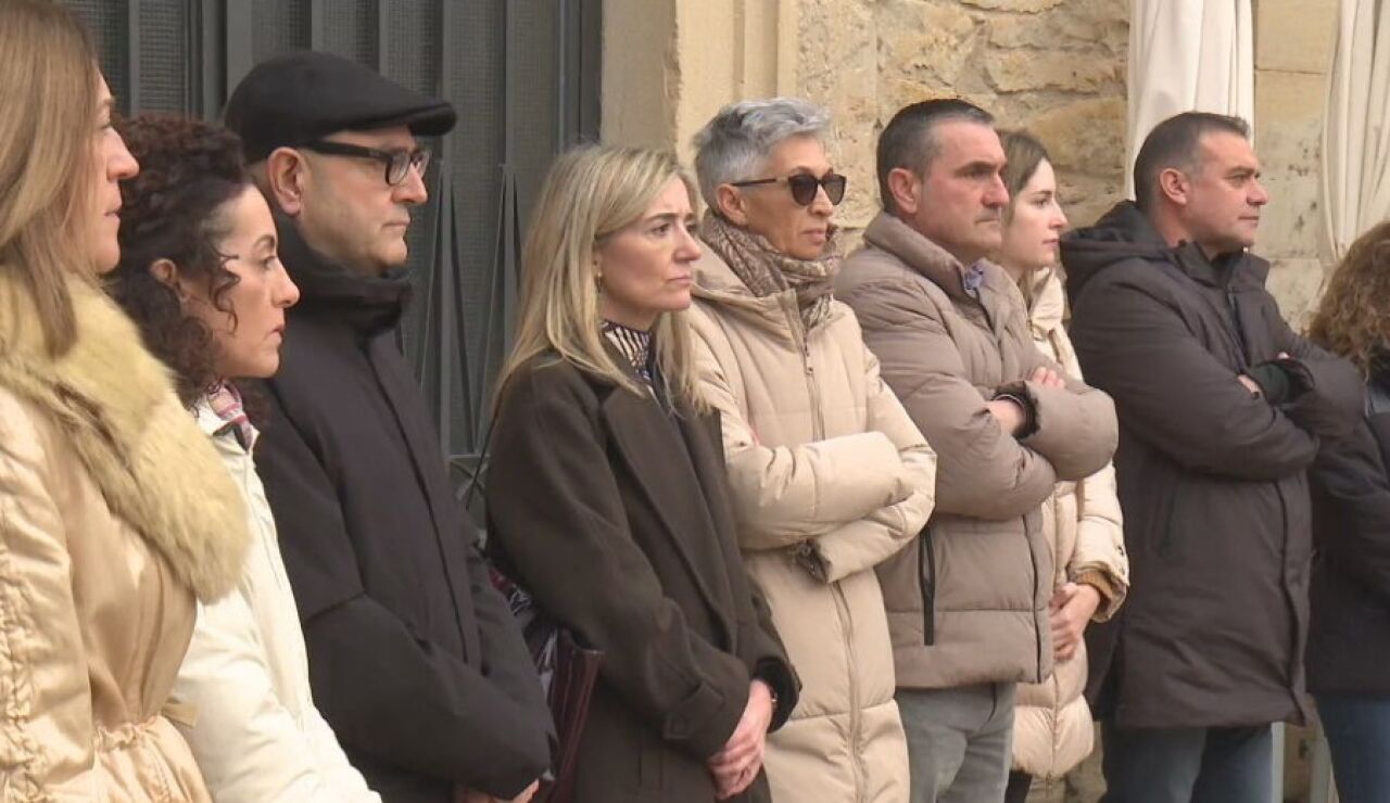 Minuto de silencio en Fuenmayor