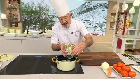 Cocinamos las pochas Durante 25 o 30 minutos