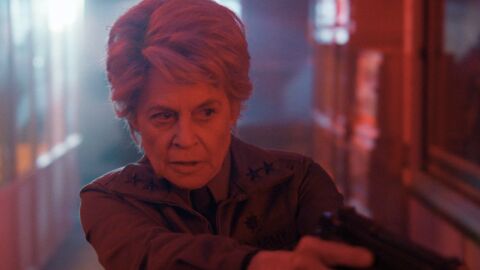 Linda Hamilton en Stranger Things 5