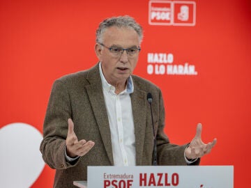 El presidente de la Junta Gestora del PSOE de Extremadura y delegado del Gobierno, Jos&eacute; Luis Quintana.