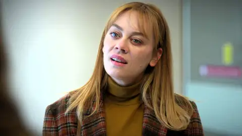 El amor, la venganza y la culpa se cruzan en Renacer: nada volverá a ser igual en los próximos capítulos El amor, la venganza y la culpa se cruzan en Renacer: nada volverá a ser igual en los próximos capítulos