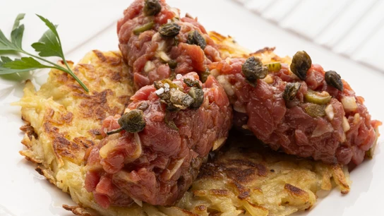 Patatas hash brown con steak tartar de Joseba Arguiñano Patatas hash brown con steak tartar de Joseba Arguiñano