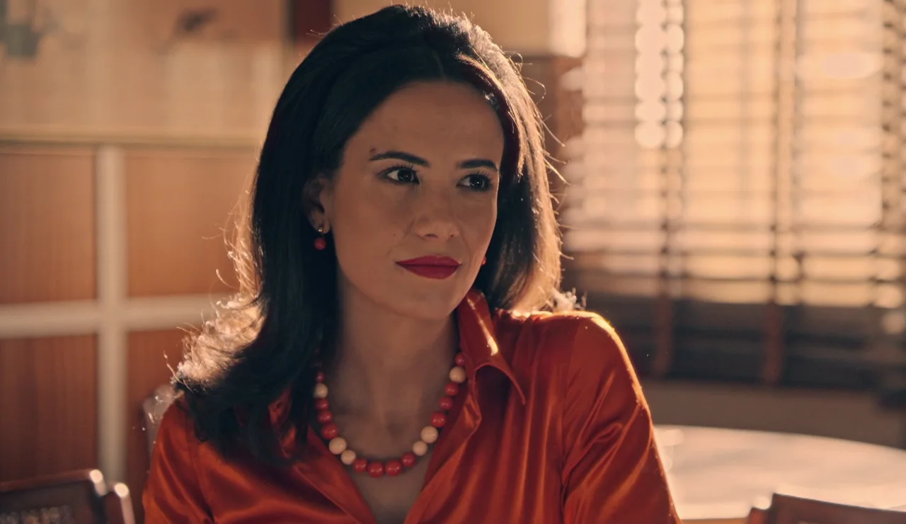 La propuesta de Cloe a Joaquín: ¿trabajaría con Perfumerías de la Reina?