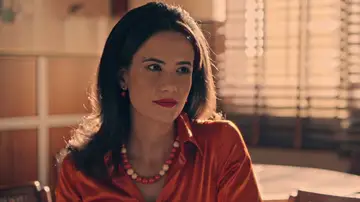 La propuesta de Cloe a Joaquín: ¿trabajaría con Perfumerías de la Reina? La propuesta de Cloe a Joaquín: ¿trabajaría con Perfumerías de la Reina?