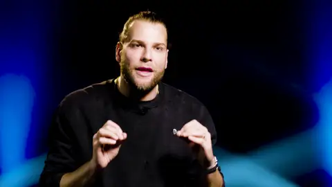 Eduardo Navarrete Eduardo Navarrete