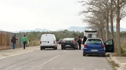 Imagen de los asistentes llegando a la rave de Tarragona Imagen de los asistentes llegando a la rave de Tarragona