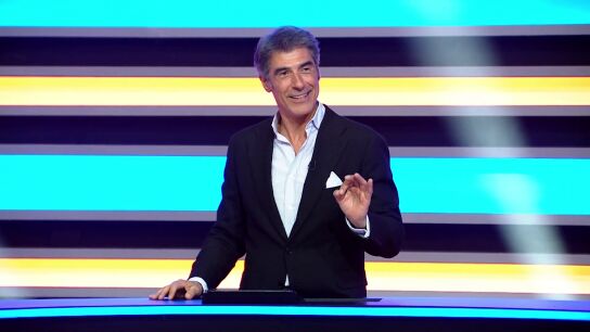 La banda sorprende a Jorge Fernández con un tema que le conquista al instante