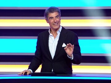 La banda sorprende a Jorge Fern&aacute;ndez con un tema que le conquista al instante