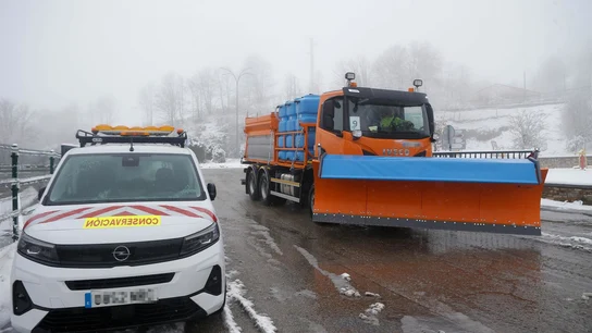 DGT llama a planificar los viajes y extremar la precaución por la borrasca 'Francis' y la llegada de nieve DGT llama a planificar los viajes y extremar la precaución por la borrasca 'Francis' y la llegada de nieve