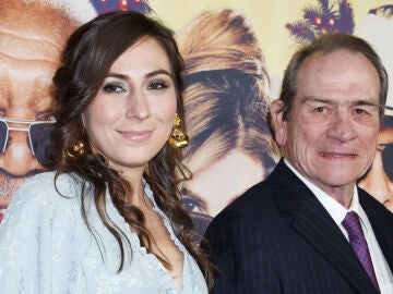 Victoria Jones y su padre, Tommy Lee Jones